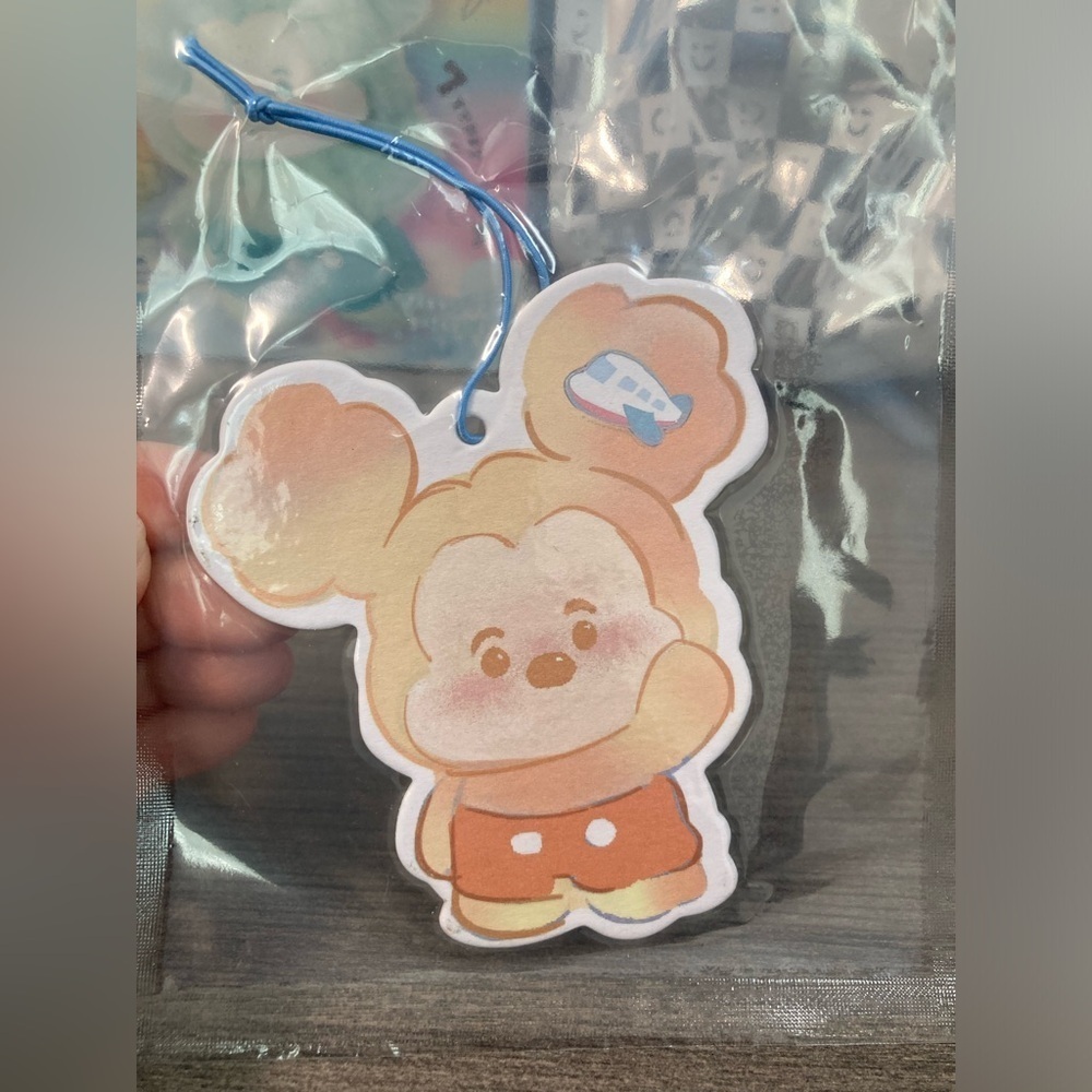 Miniso Disney Heads In The Cloud Mickey Mouse plush- Confirmed- Long Track - Picture 4 of 14